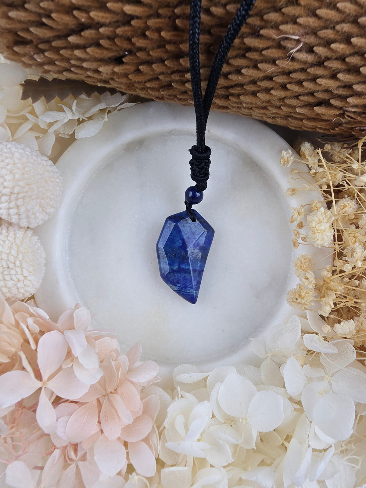 Lapis lazuli Guardian Pendant — Wisdom & Truth
