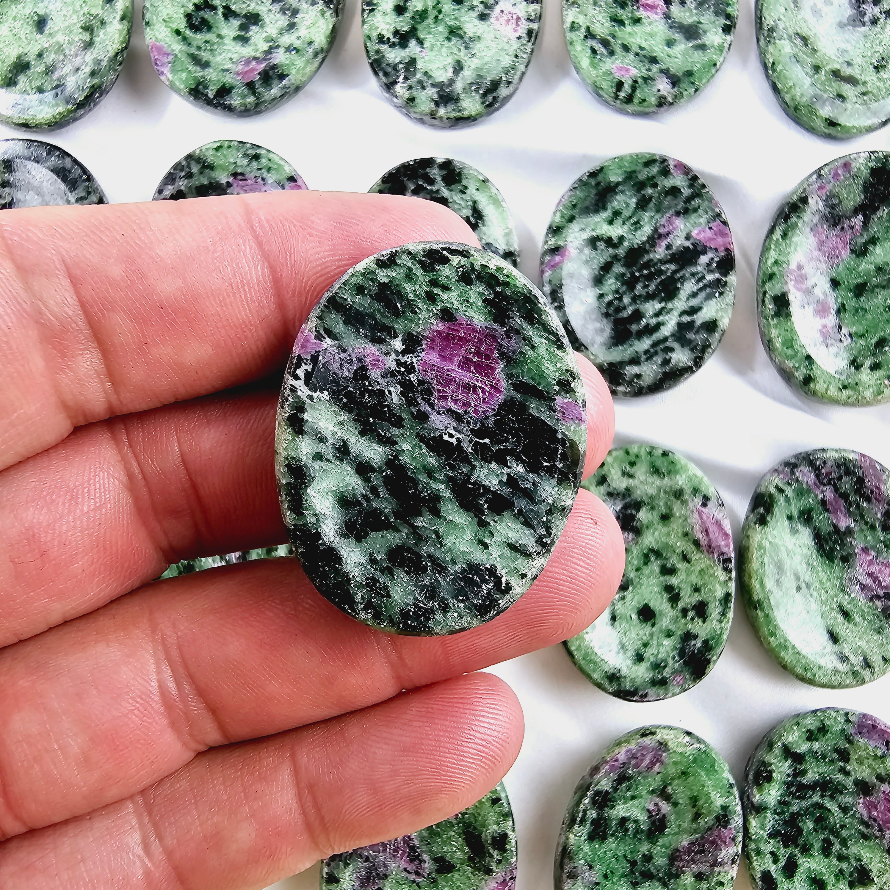Ruby Zoisite Worry Stone – Pure Lightness