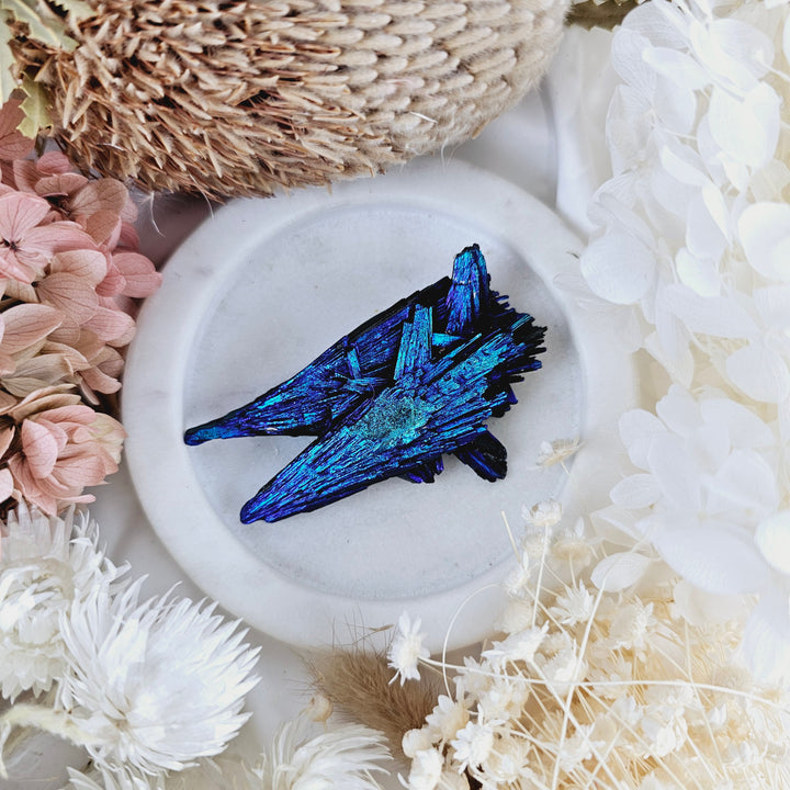 Cobalt Aura Kyanite Fan