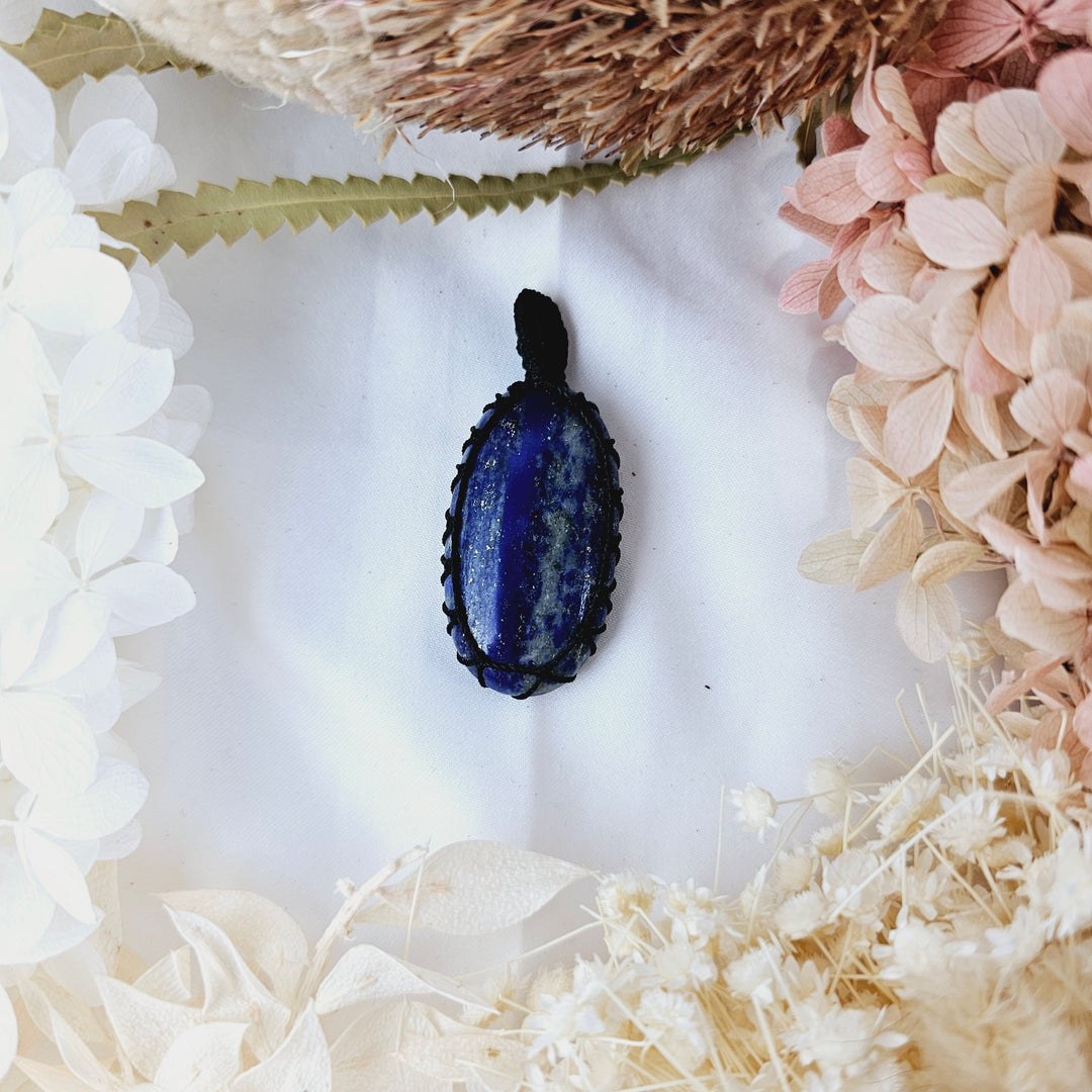 Lapis Lazuli Macrame Pendant