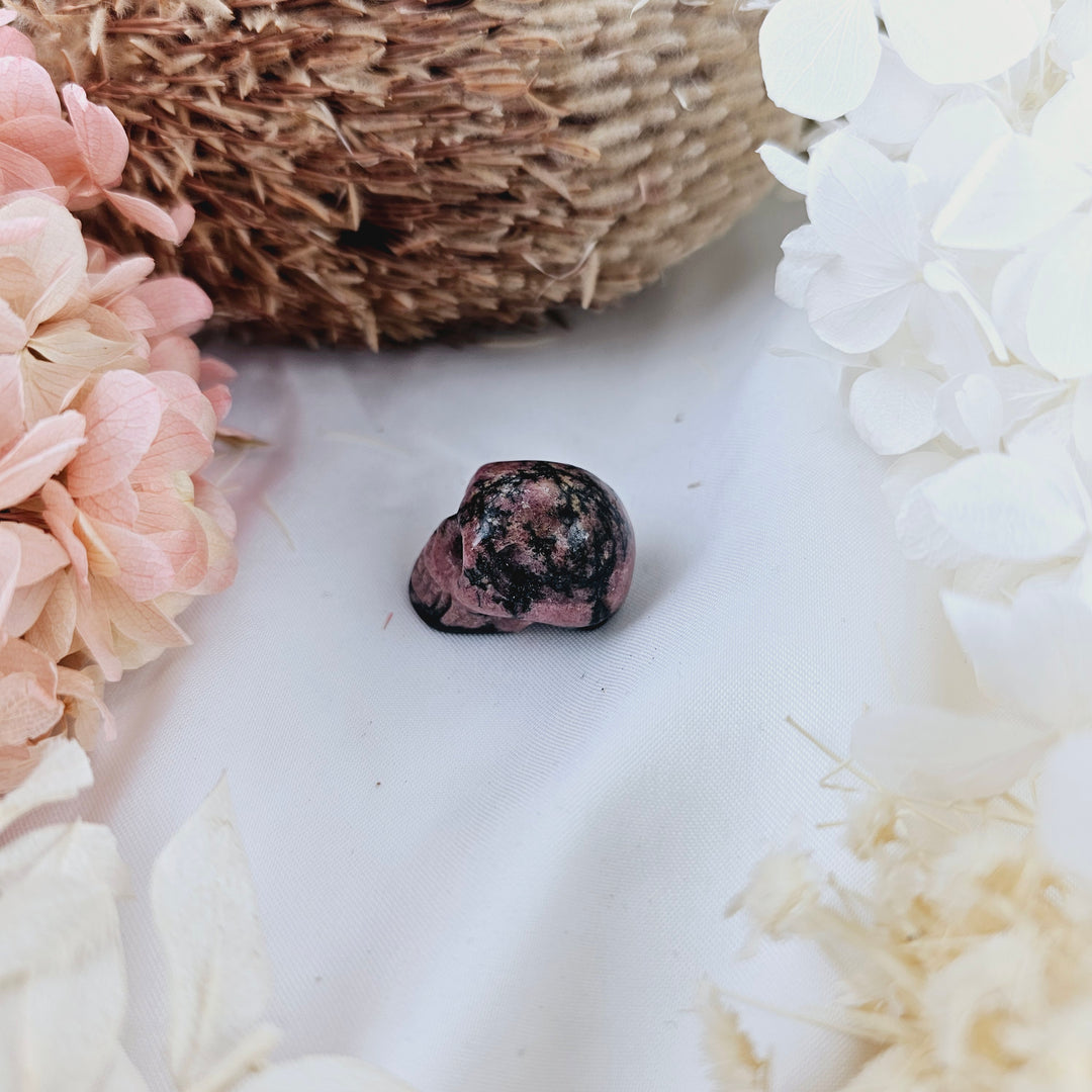 Rhodonite Skull