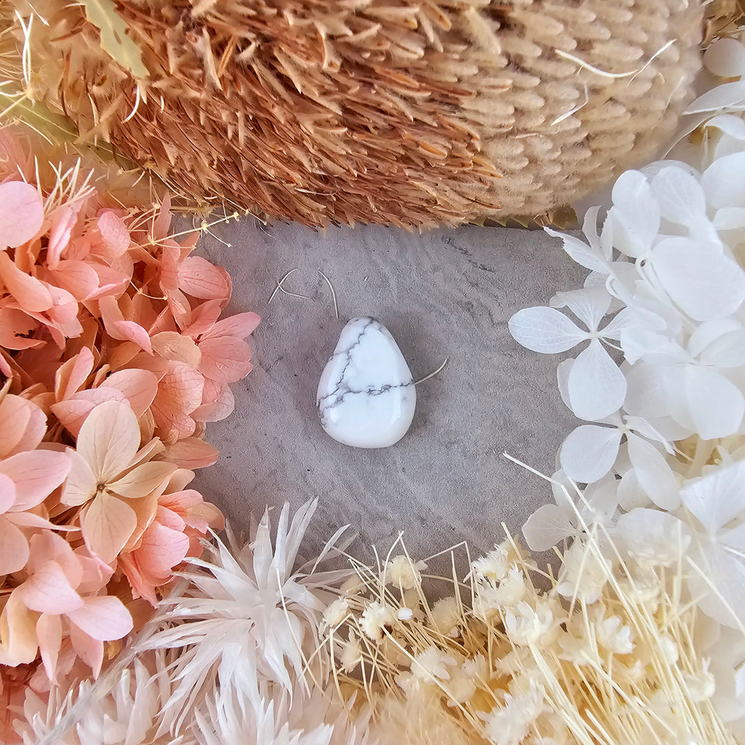 Howlite Tumbled Pendant