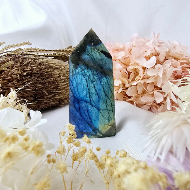 Labradorite Tower (high flash)