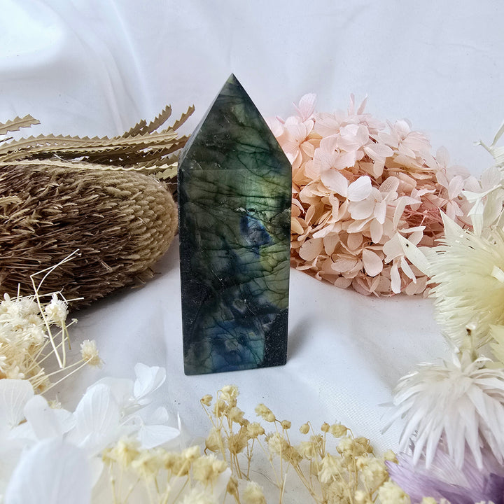 Labradorite Tower (high flash)