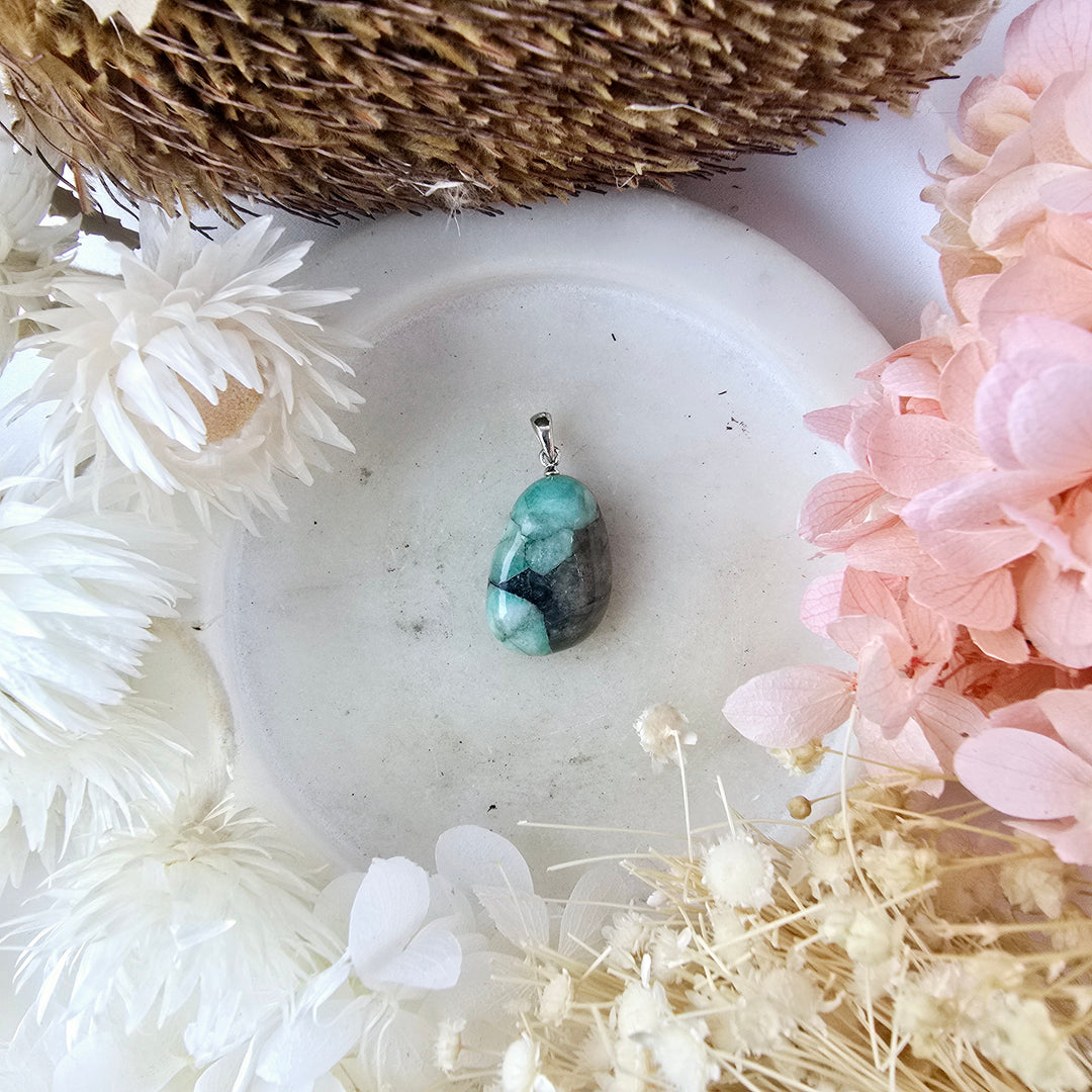 Emerald Tumbled Pendant