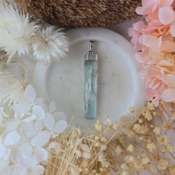Aquamarine Natural Silver Pendant
