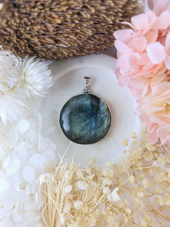 Labradorite Silver Pendant