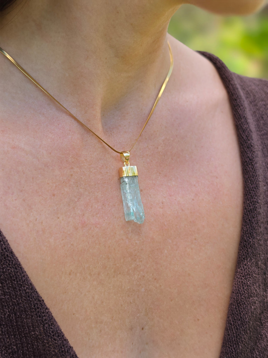 Natural Raw Emerald Pendant – 9K Solid Gold — Love in Bloom