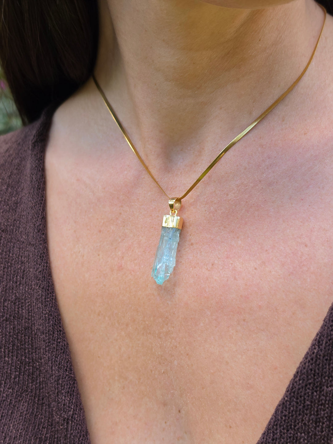 Natural Raw Emerald Pendant – 9K Solid Gold — Love in Bloom