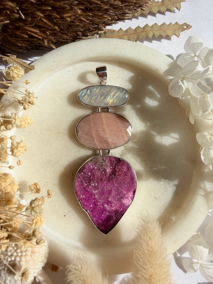 Cobalto Calcite, Peach Moonstone & Rainbow Moonstone Silver Pendant