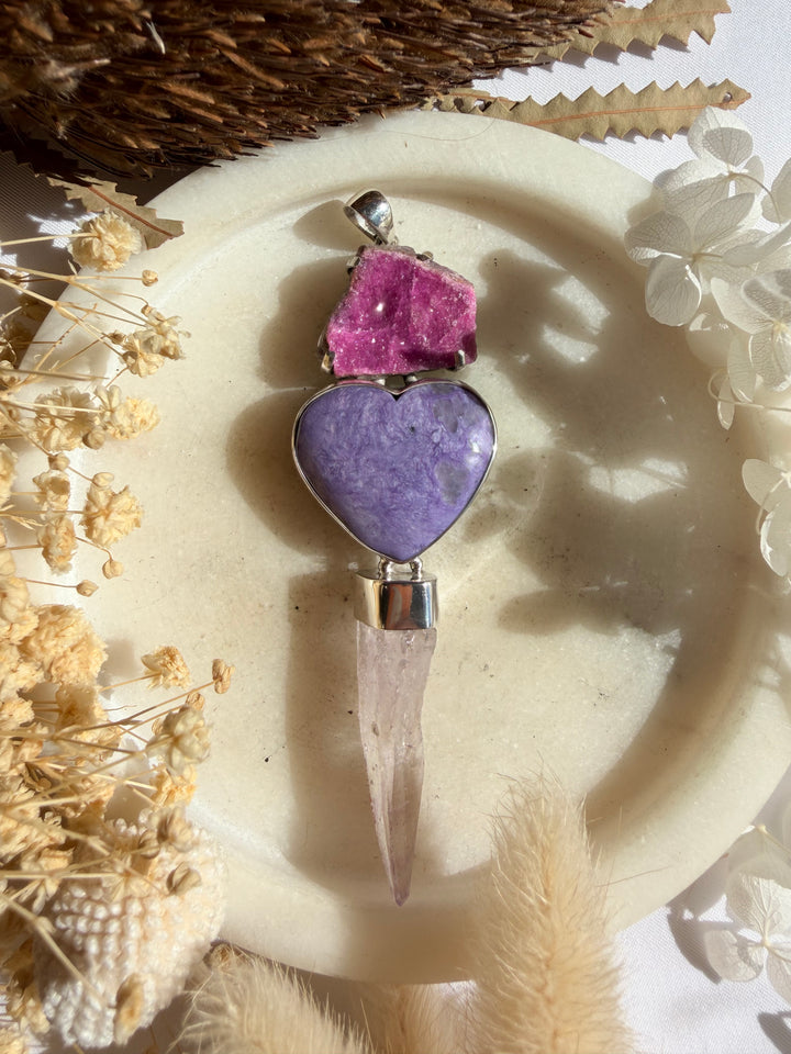 Vera Cruz Amethyst, Charoite & Cobalto Calcite Silver Pendant