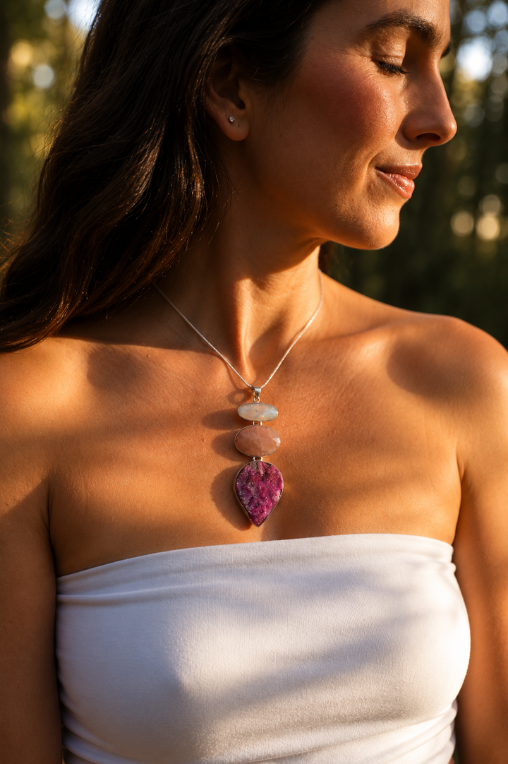 Cobalto Calcite, Peach Moonstone & Rainbow Moonstone Silver Pendant