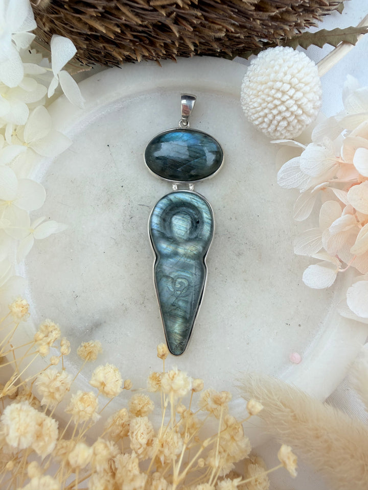 Labradorite Daughter Of The Moon Silver Pendant