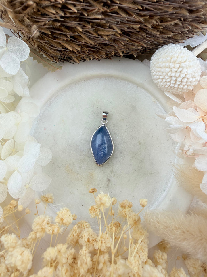 Tanzanite Silver Pendant (Rare)