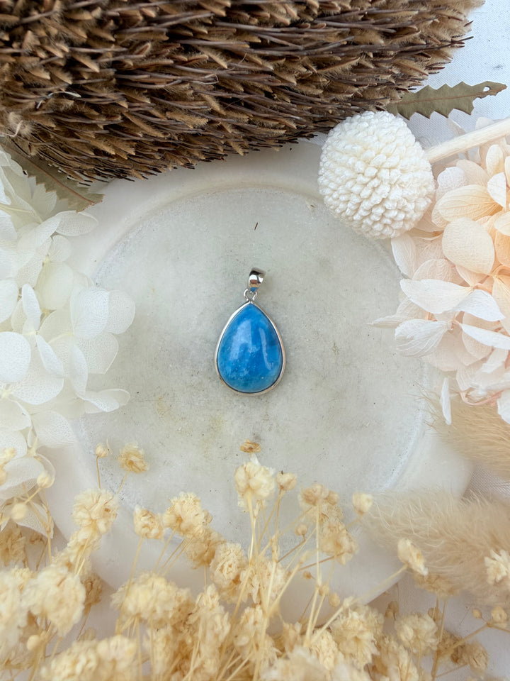 Blue Apatite Silver Pendant