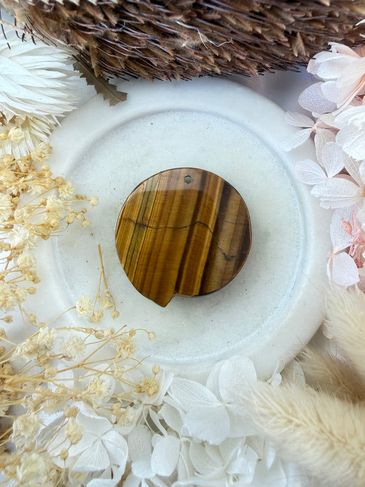 Tigers Eye Wolf Pendant