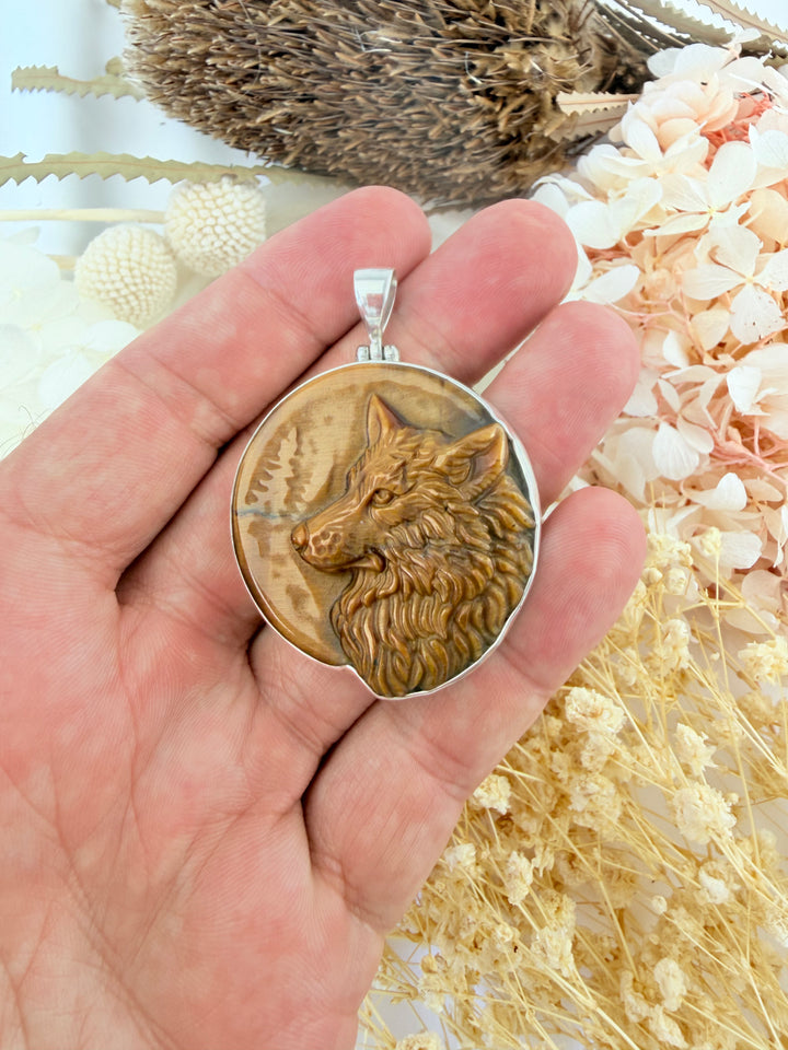 Tigers Eye Wolf Shield Silver Pendant
