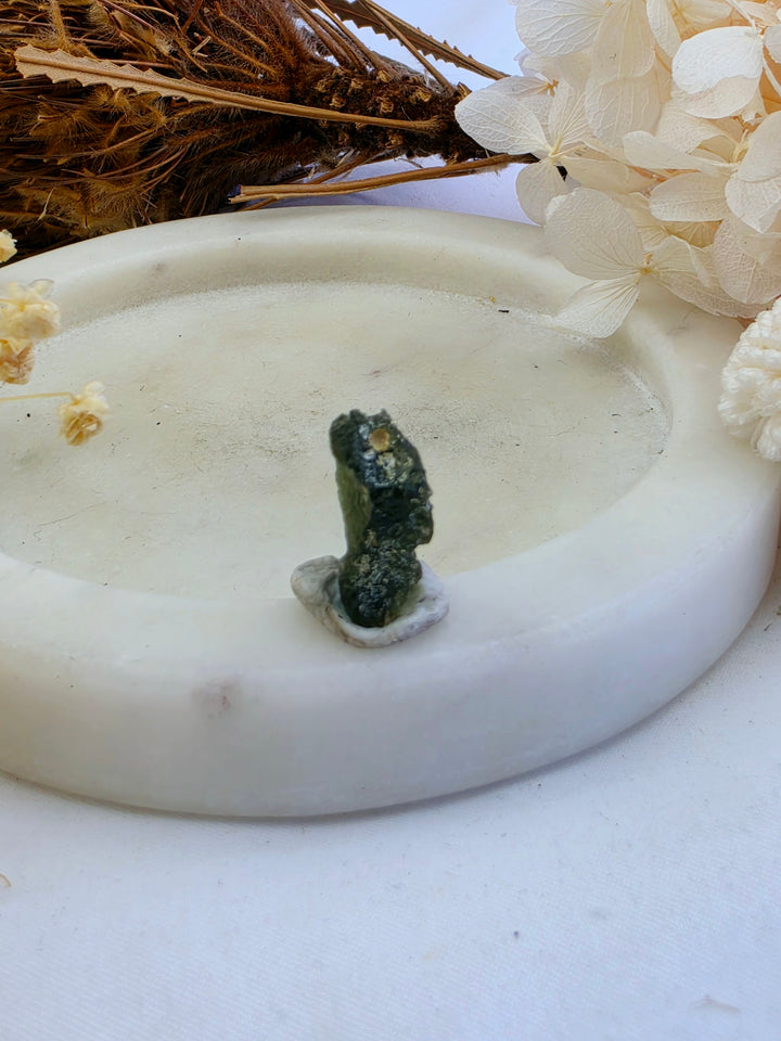 Moldavite Specimen — Manifest & Transform
