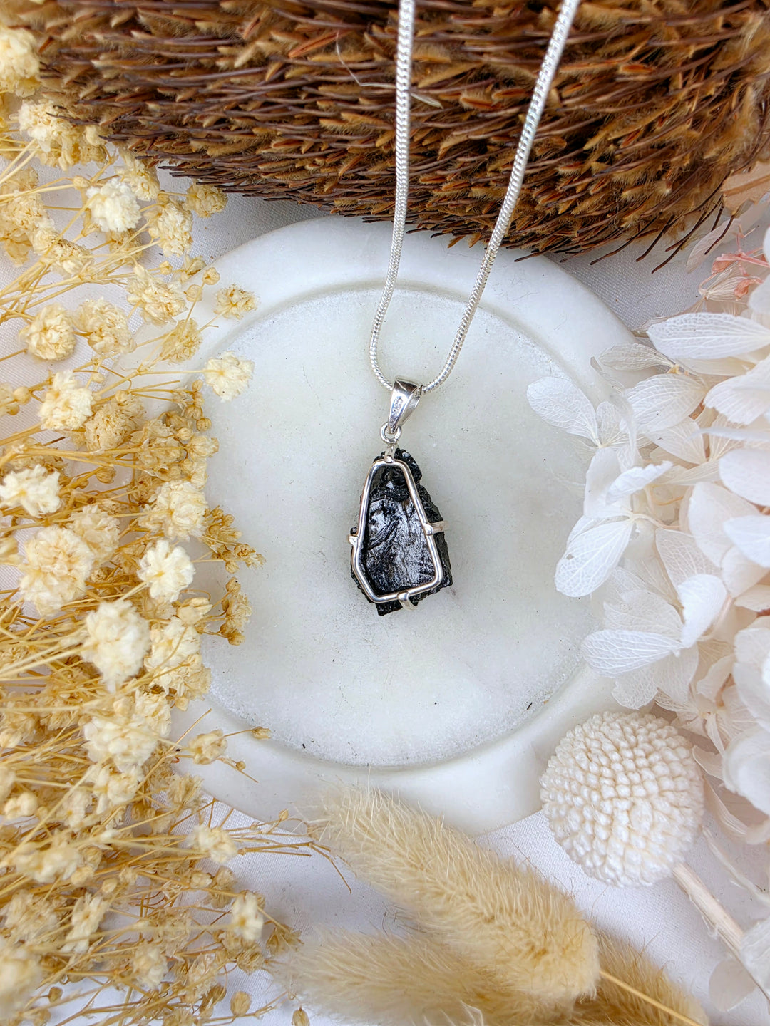 Elite Shungite Silver Pendant - The Protective Shield