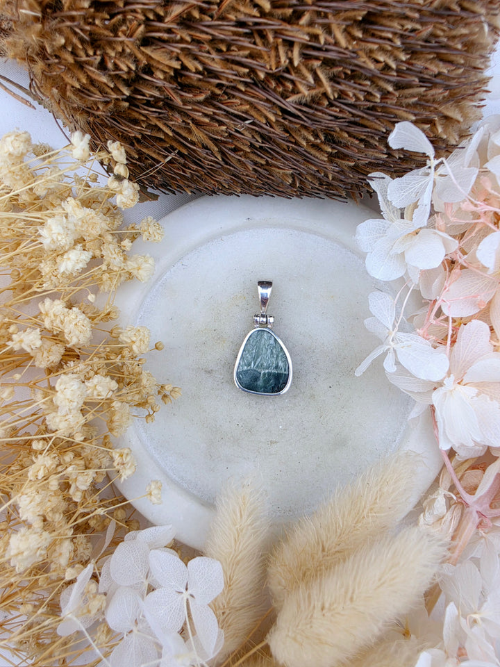 Seraphinite Tear Drop Silver Pendant