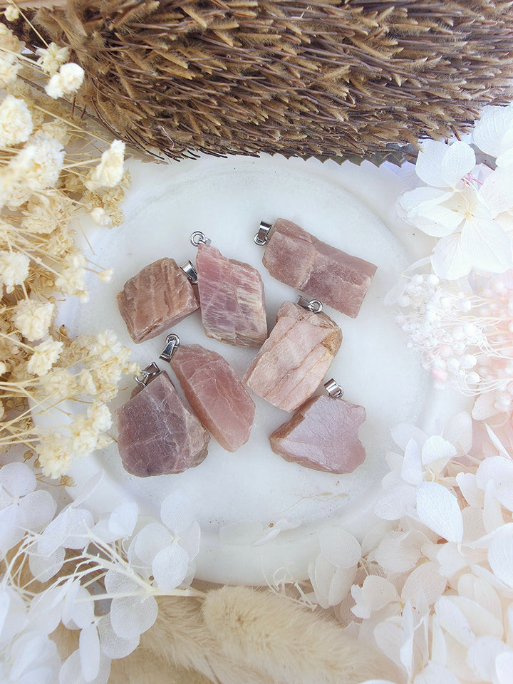 Peach moonstone natural pendant