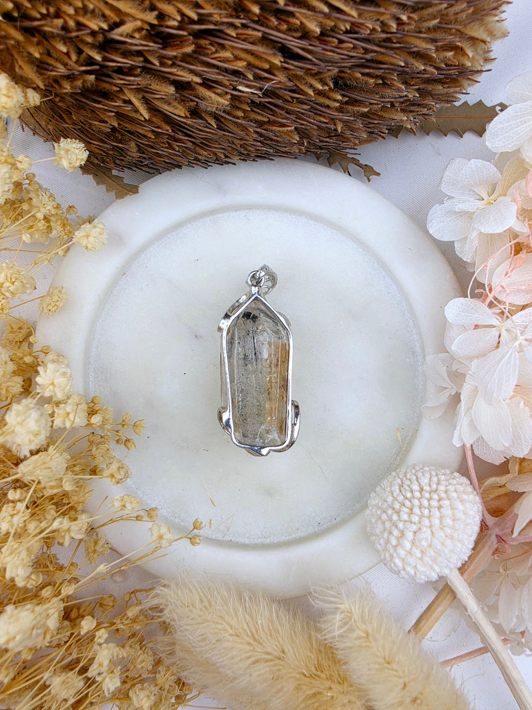 Clear Quartz with Enhydro Moving Bubble Pendant