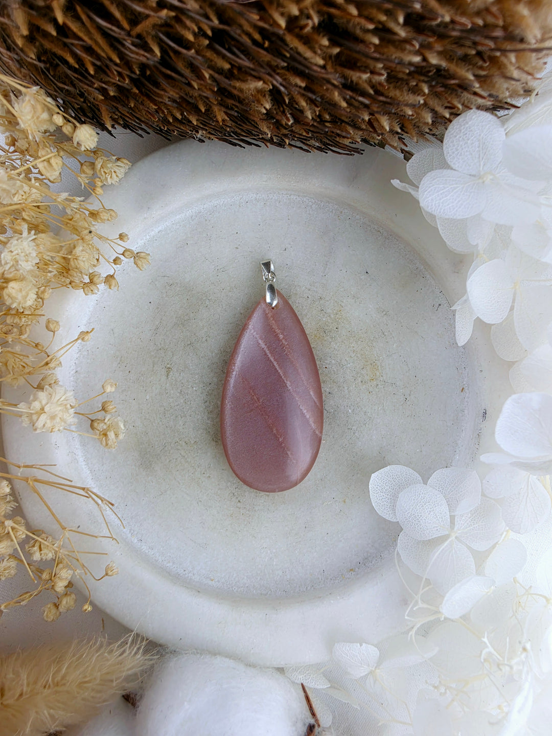 Peach Moonstone Silver Pendant