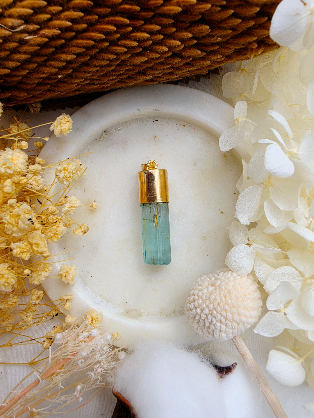 Natural Raw Emerald Pendant – 9K Solid Gold Light Keeper Wand