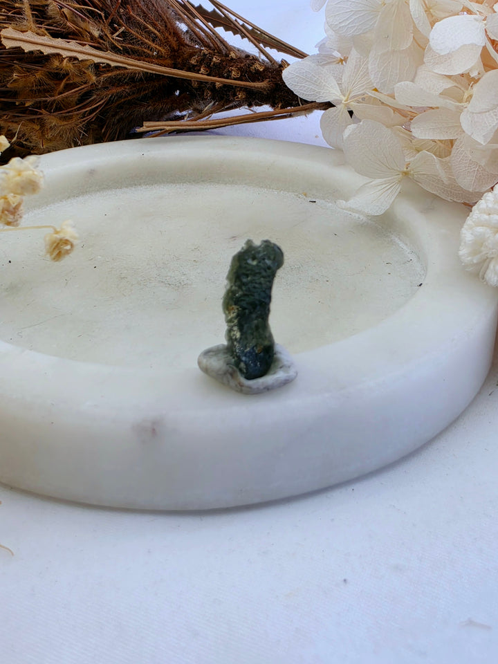 Moldavite Specimen — Manifest & Transform