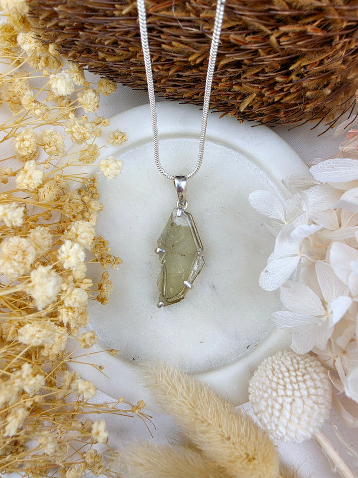 Barite Silver Pendant - Soothe & Heal