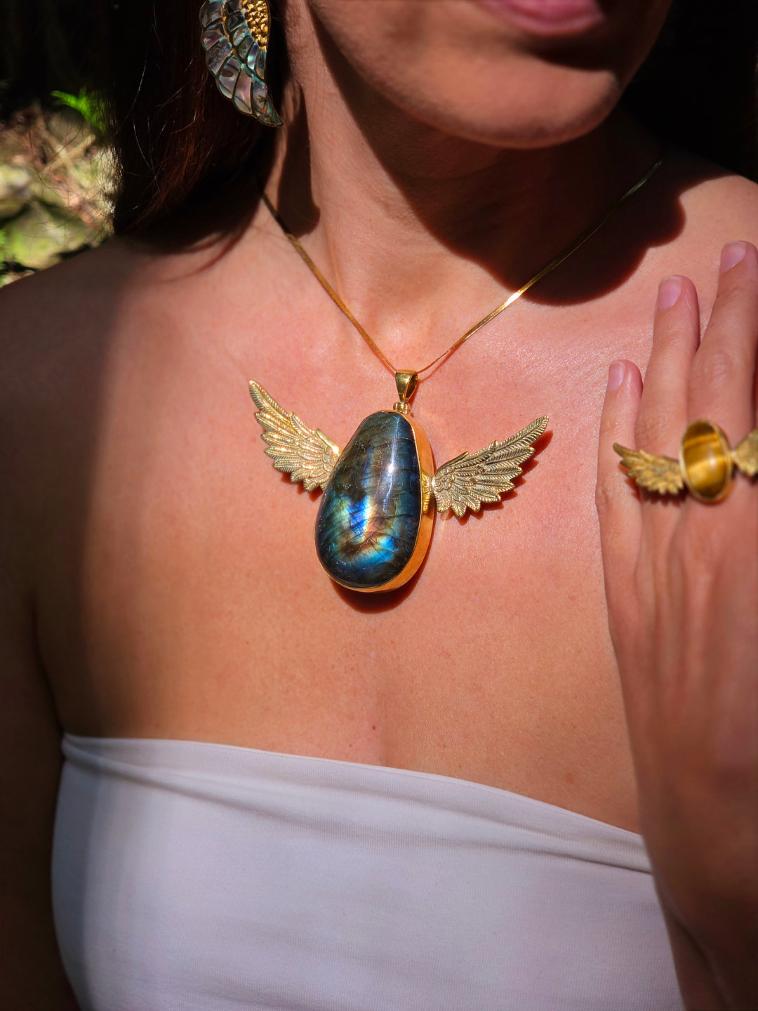 Labradorite Queen Anahata Brass Pendant