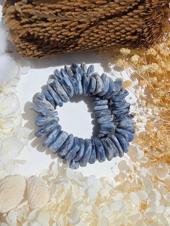 Blue Kyanite Bracelet - Large Chip
