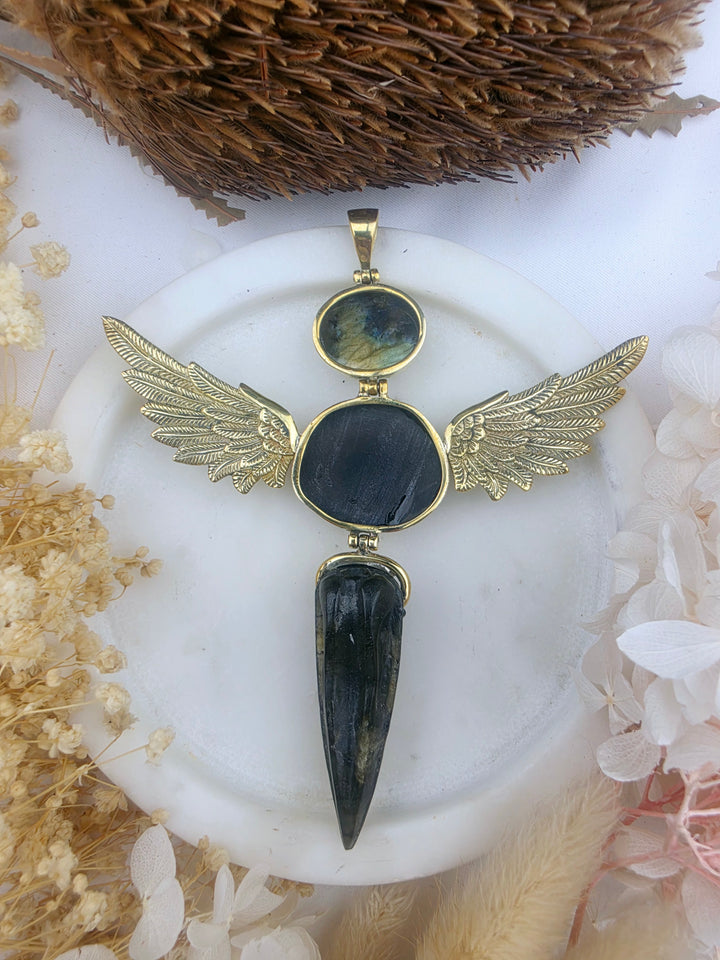 Apache Tear & Labradorite Raven Skull Anahata Brass Pendant