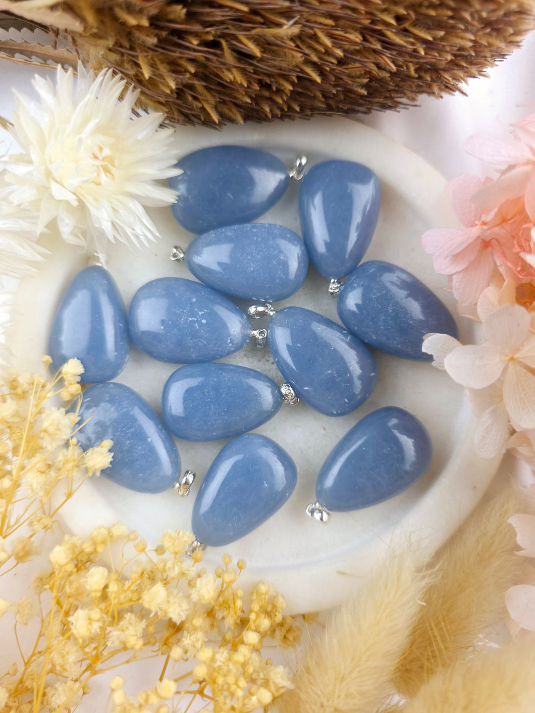 Translucent Angelite Angelite – Pure Lightness