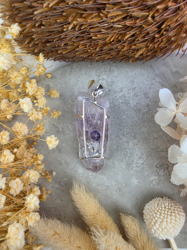 Brandberg Amethyst Enhdyro (Non-Moving Bubble) Silver Pendant - The Quiet Mind