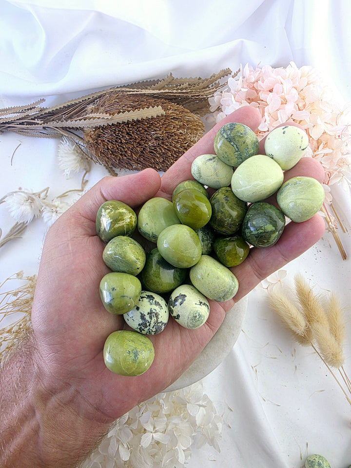 Serpentine Tumbled Stone