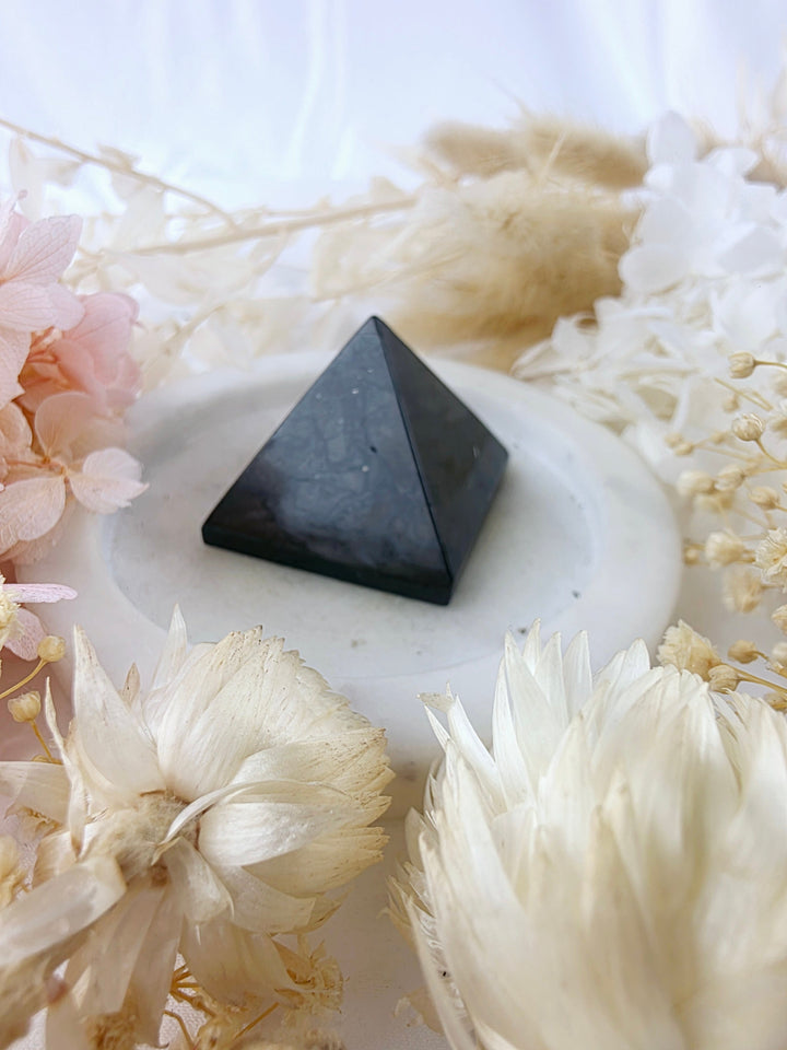 Shungite medium pyramid