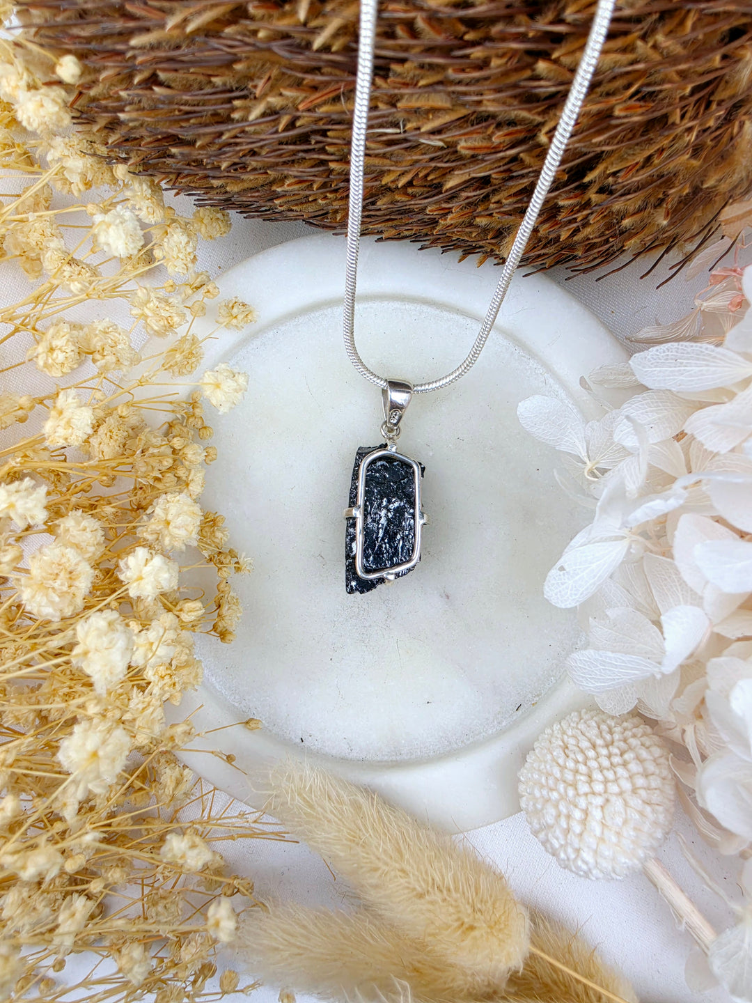 Elite Shungite Silver Pendant - The Protective Shield
