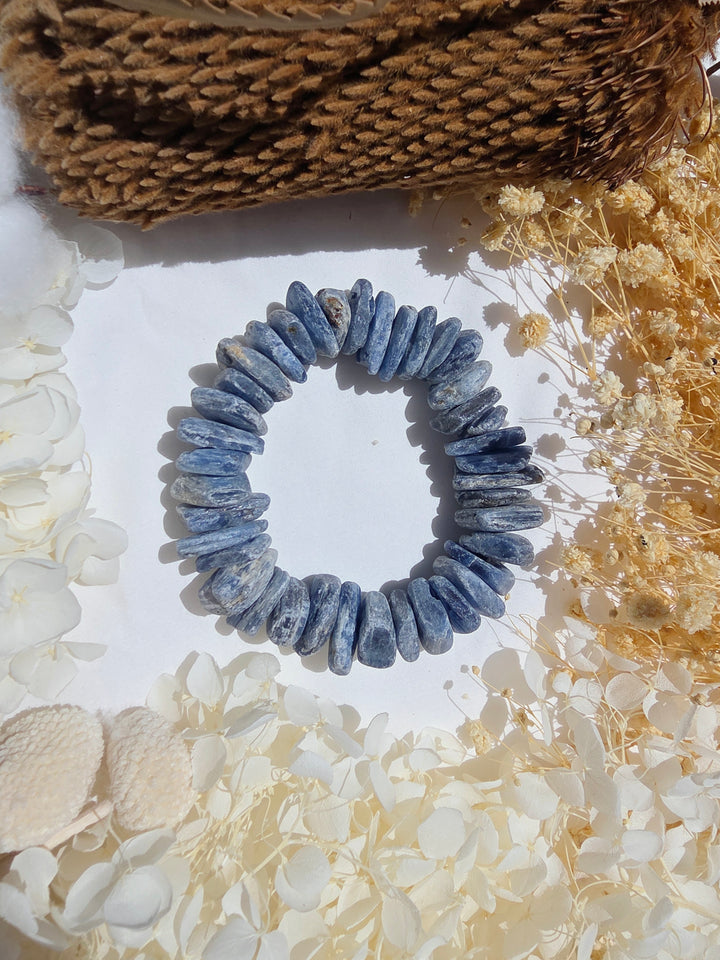 Blue Kyanite Bracelet - Large Chip