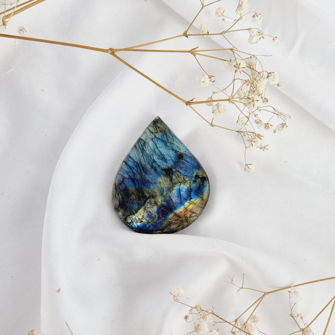 Labradorite Cabochon